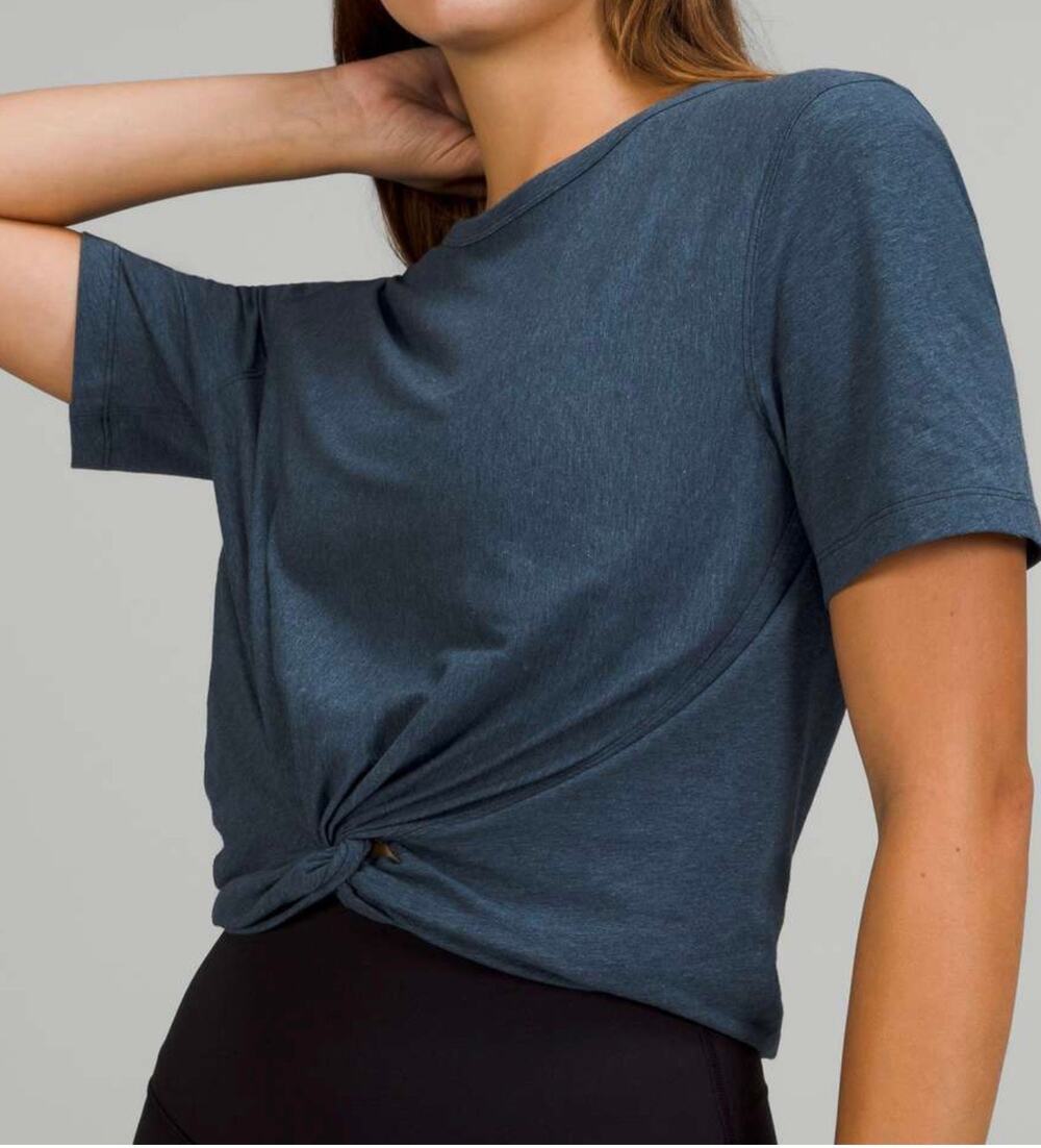 Lululemon Crescent T-Shirt Heathered Iron Blue Size 8 Pima Cotton Lycra